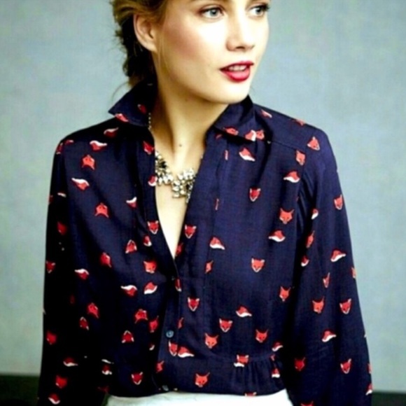Anthropologie Tops - Anthropologie Maeve Woodland Walk Button Down Shirt 6 Navy Blue Fox Print Blouse